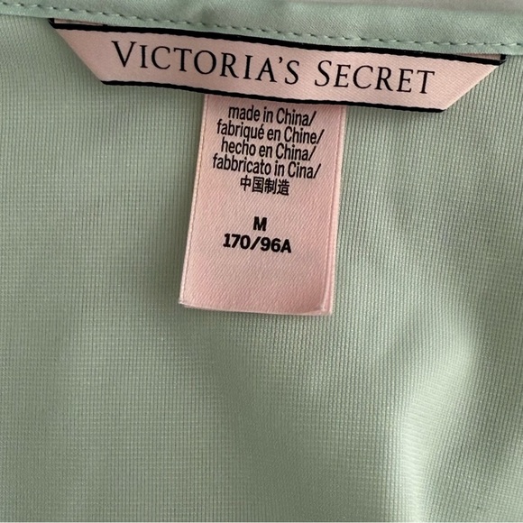 Victoria’s Secret Mint Green Velvet Crop Cami Top Adjust Straps Women’s Med EUC - Picture 4 of 8